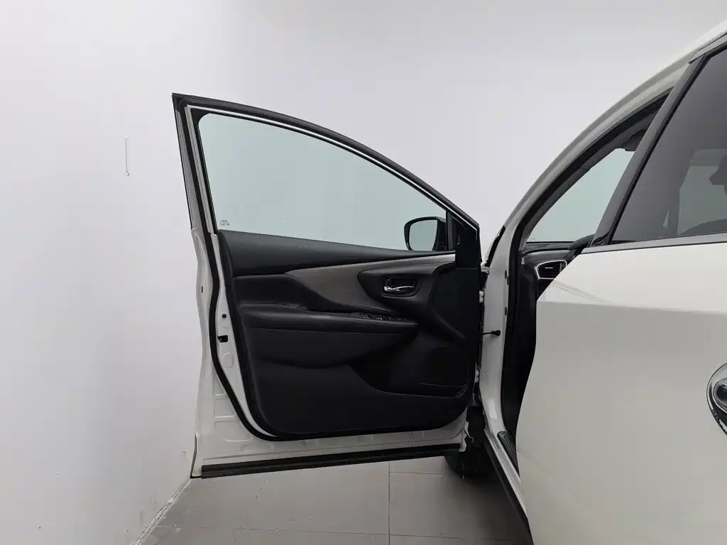 Nissan Murano — миниатюра 8