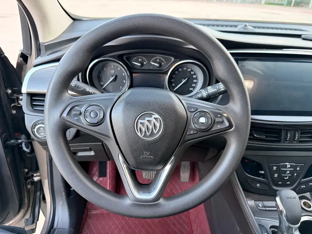 Buick Envision Plus — миниатюра 8