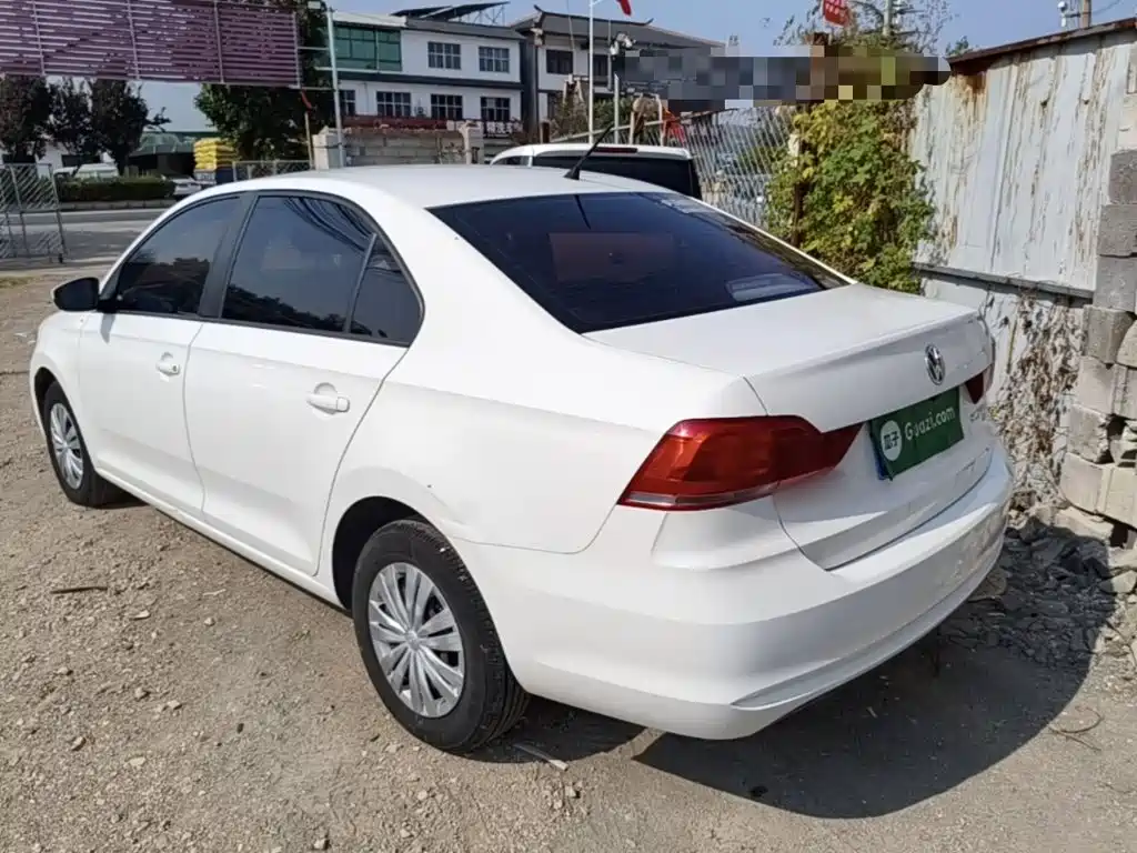 Volkswagen Santana — миниатюра 5