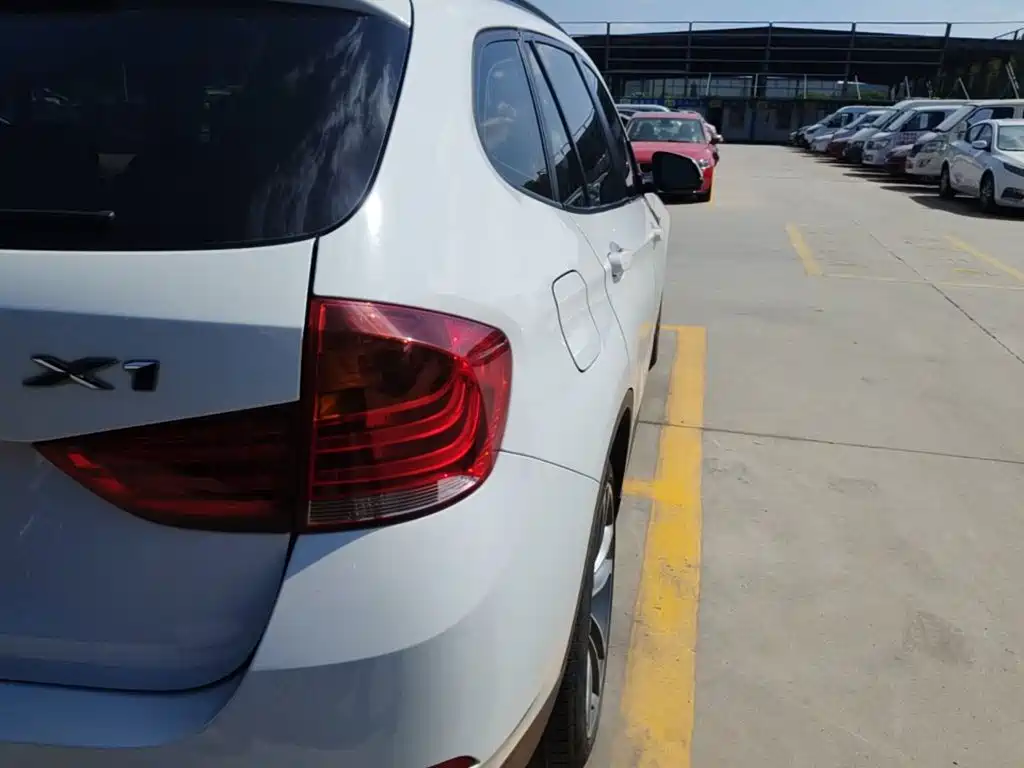 BMW X1 — миниатюра 8