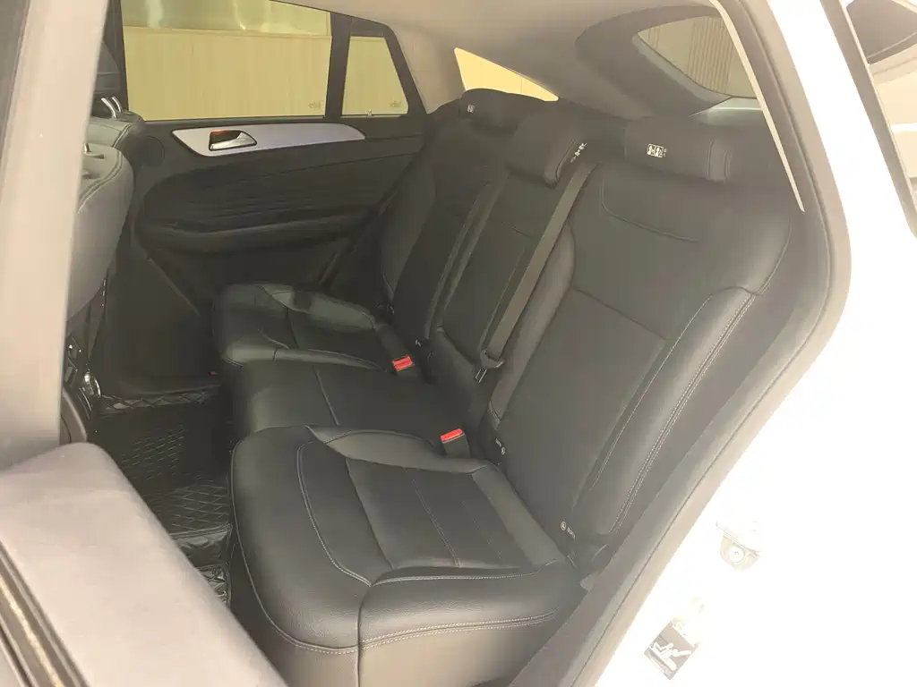 Mercedes-Benz GLE Coupe GLE 400 4MATIC Coupe SUV, фото 16