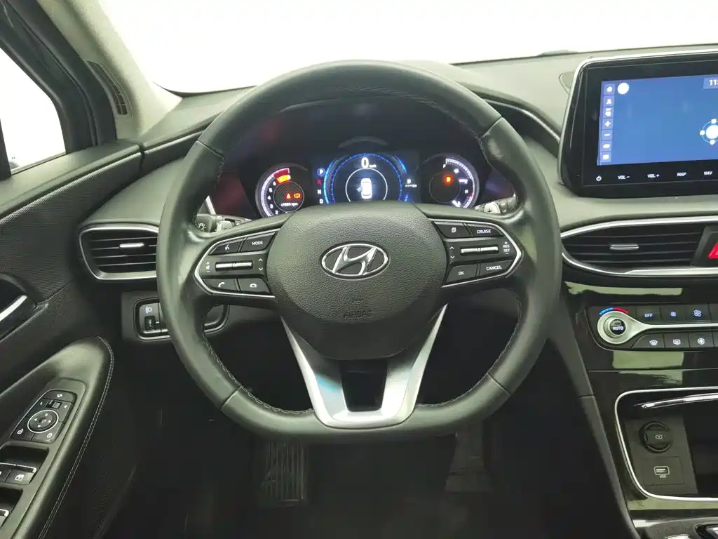 Hyundai Santa Fe — миниатюра 11