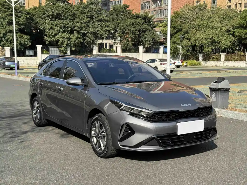 KIA K3