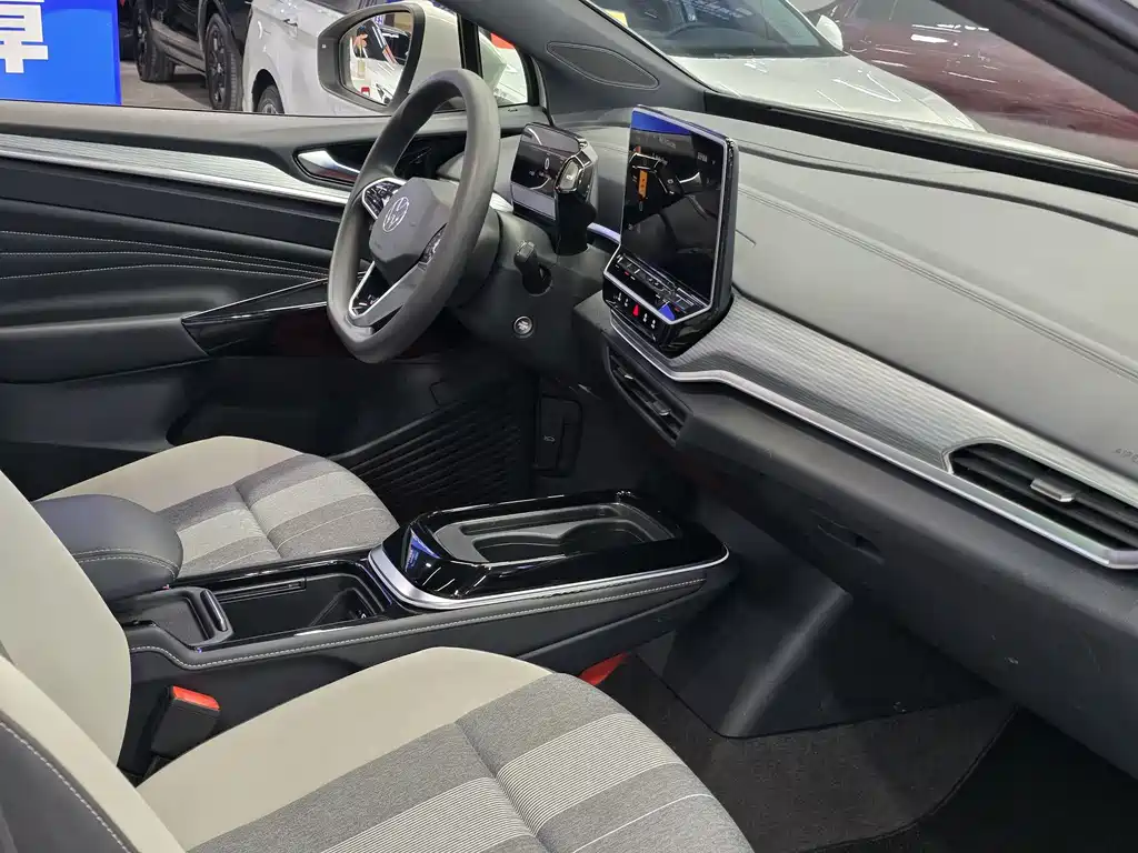 VOLKSWAGEN ID.4 CROZZ