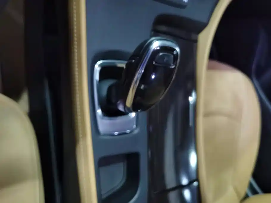 Buick LaCrosse — миниатюра 16