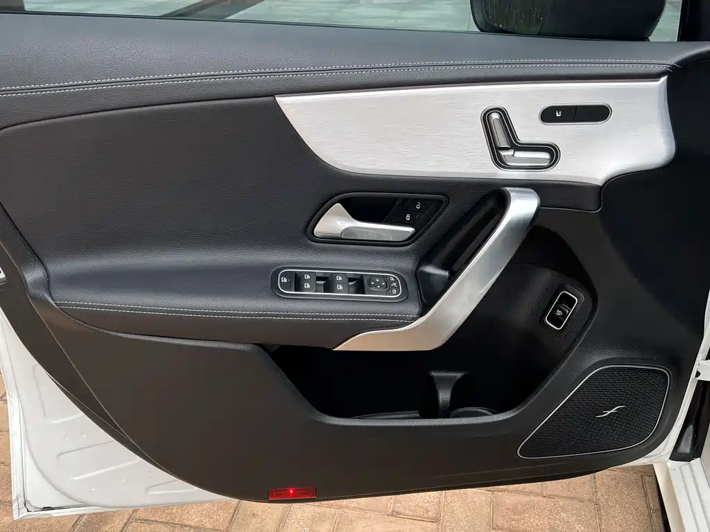 Mercedes-Benz A-Class AMG — миниатюра 5