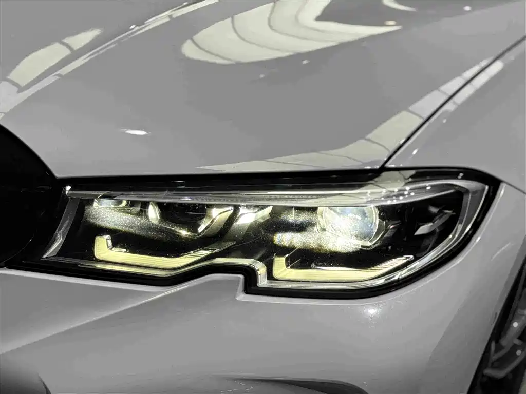BMW 3 Series — миниатюра 20