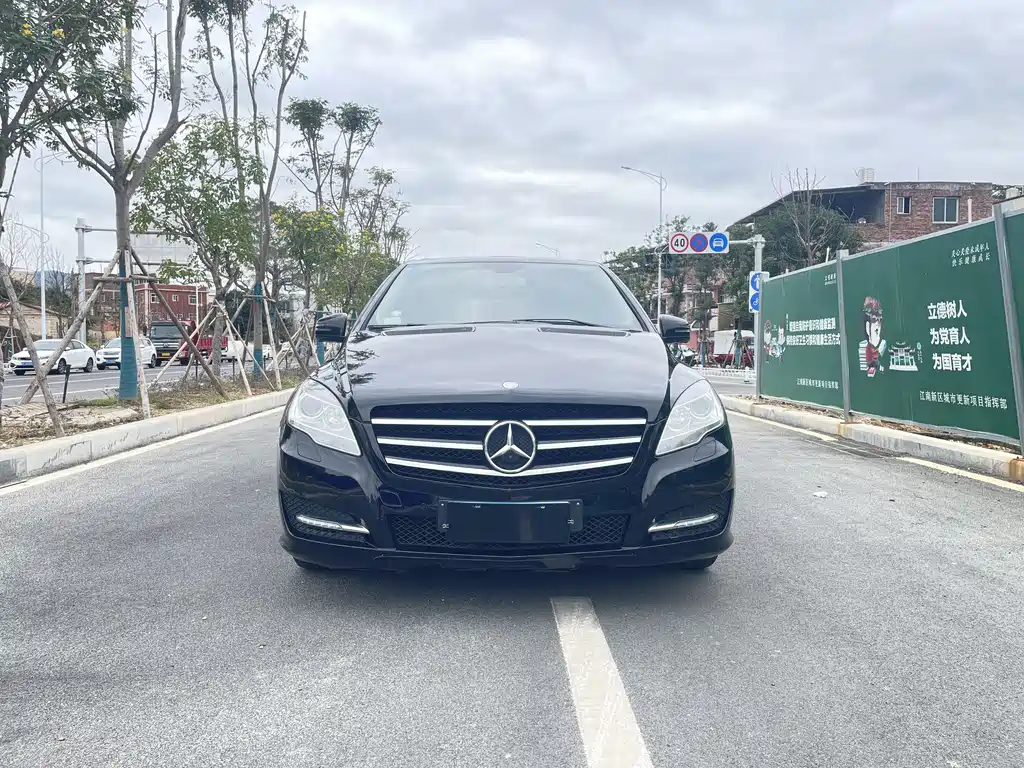 Mercedes-Benz R 2015 R 320 4MATIC Luxury