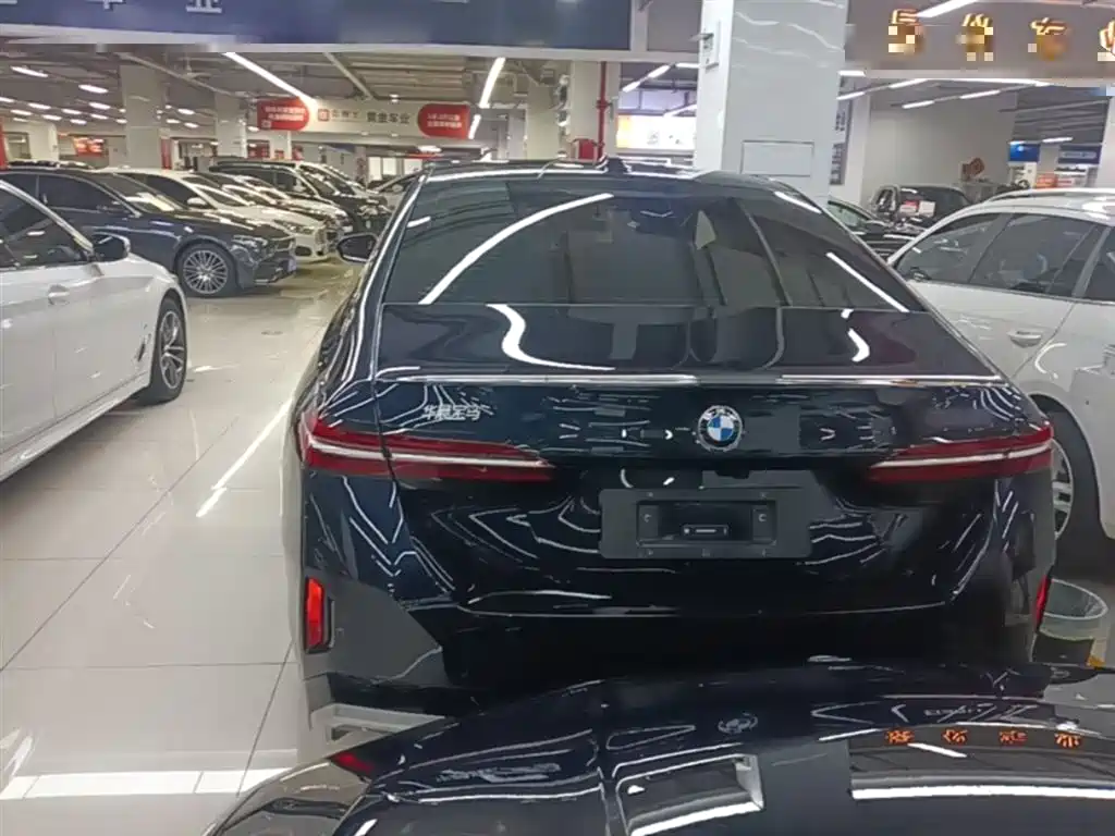 BMW 5 Series 5 2024 530Li Lead M Sport