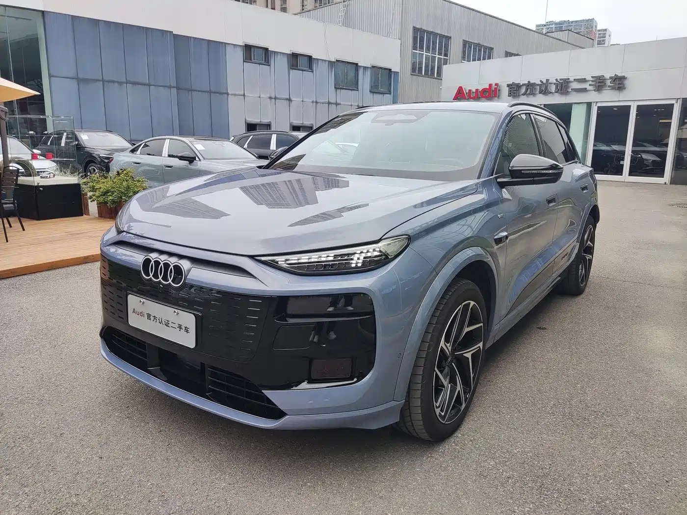 奥迪Q6L e-tron 2026款 首发领航版 2025