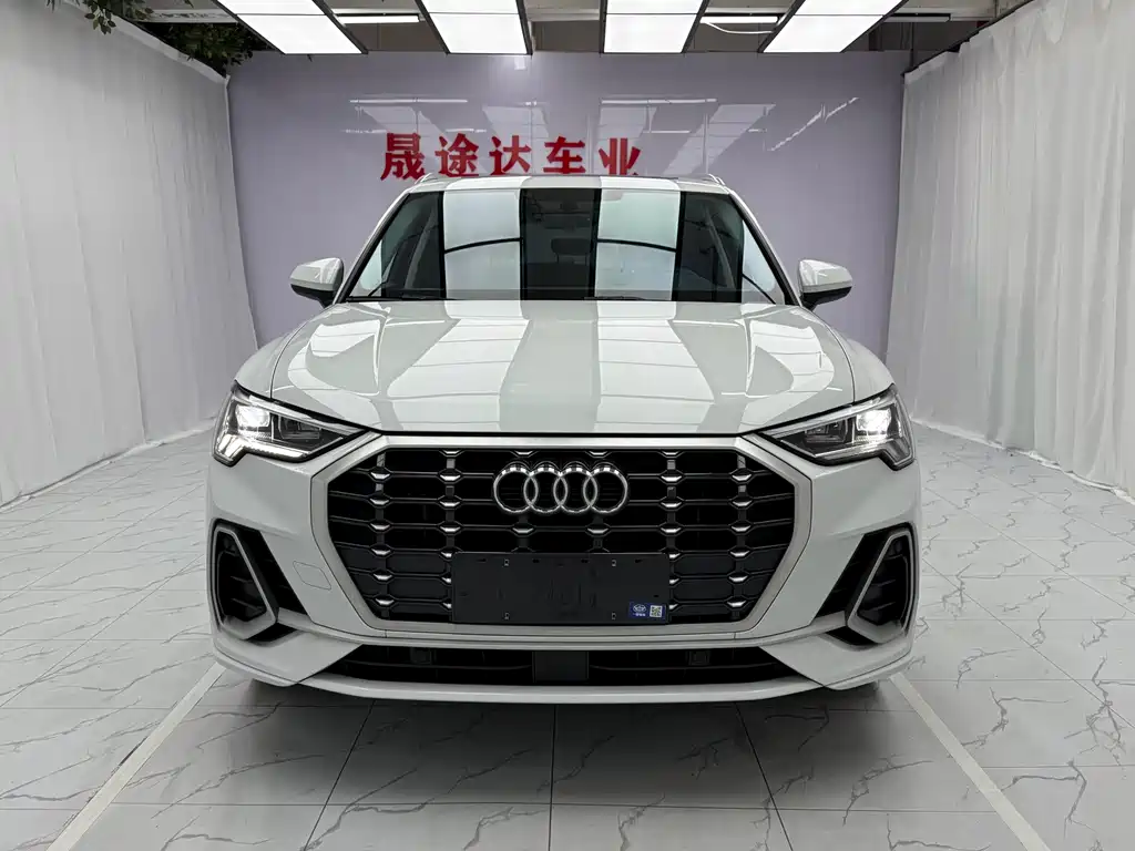 Audi Q3 — миниатюра 2