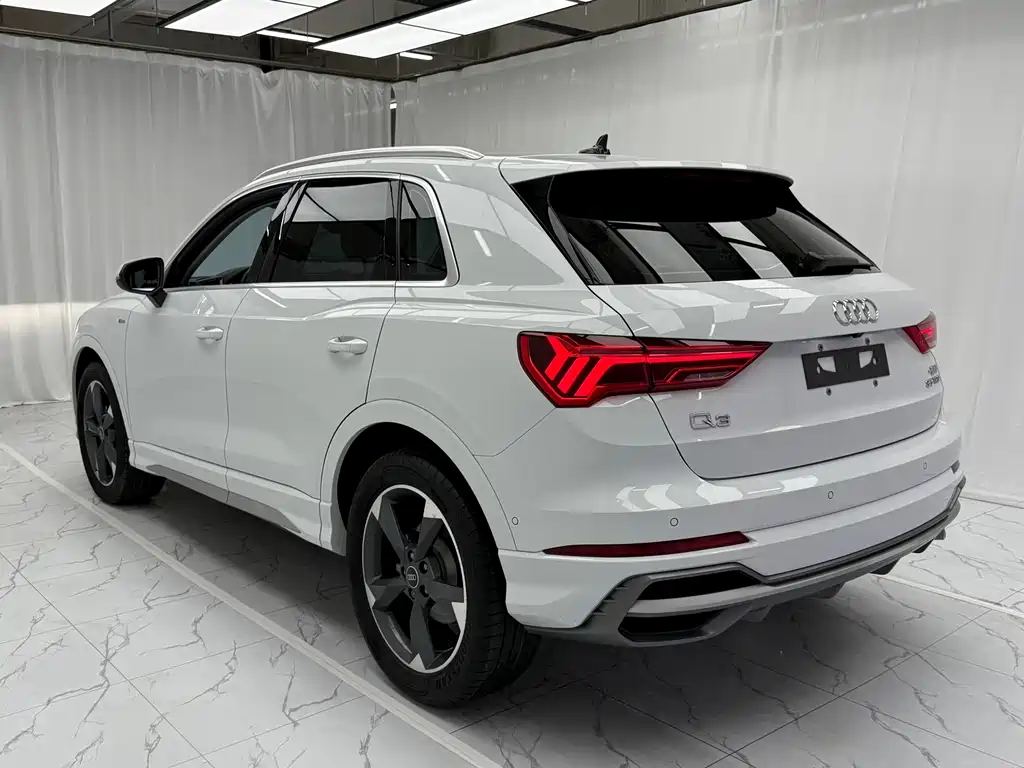 Audi Q3 — миниатюра 4