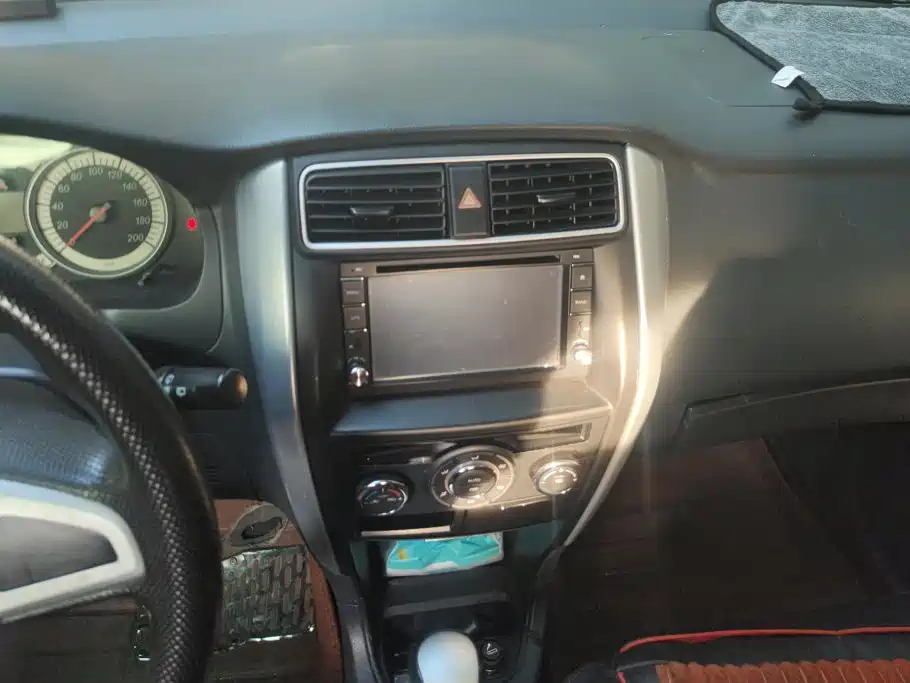 Suzuki Liana A6 — миниатюра 13