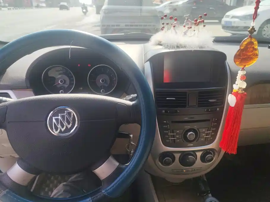 Buick Excelle — миниатюра 12