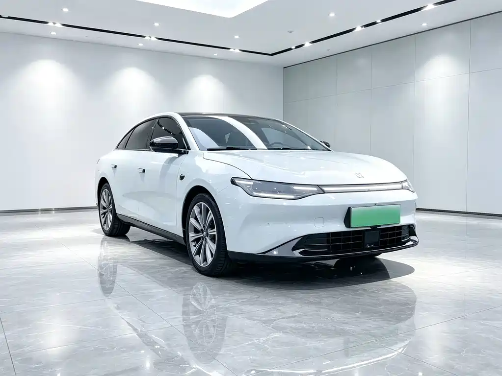 Leapmotor Leapmotor C01 — миниатюра 3