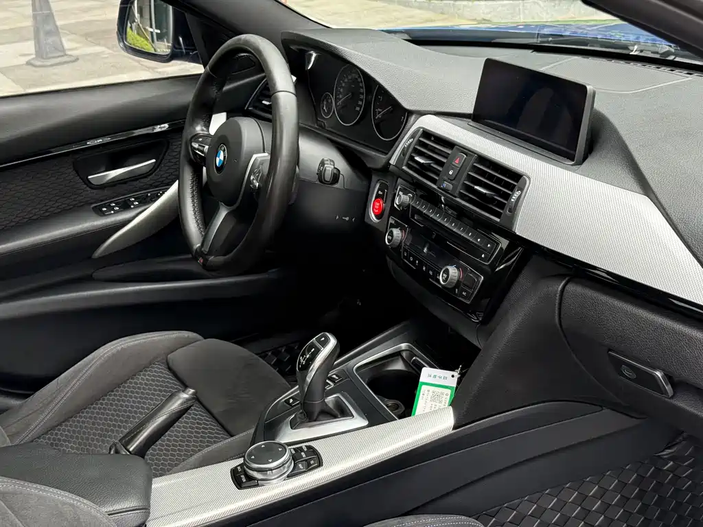 BMW 3 Series — миниатюра 16