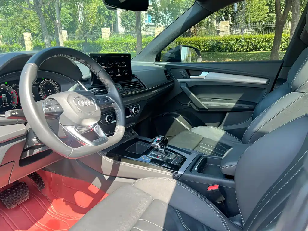Audi Q5L Sportback — миниатюра 11