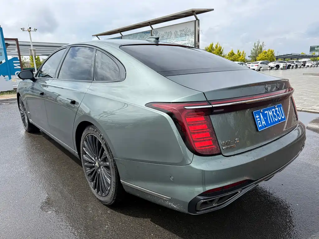 Hongqi H9 2024 3.0T