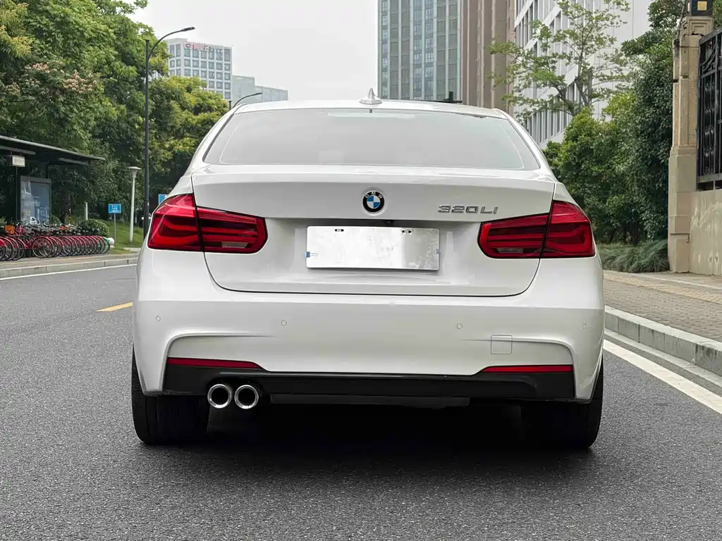 BMW 3 Series — миниатюра 16