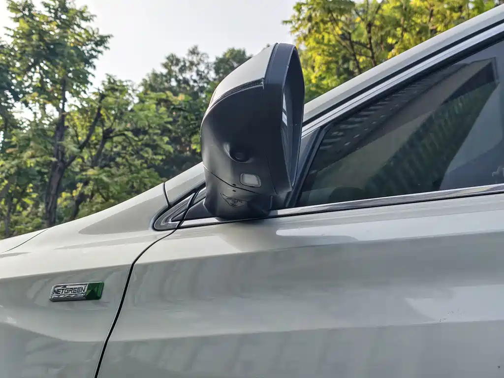 Roewe RX5 New Energy — миниатюра 5