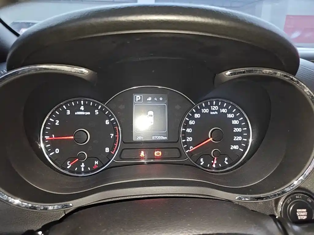 Kia K3 — миниатюра 12