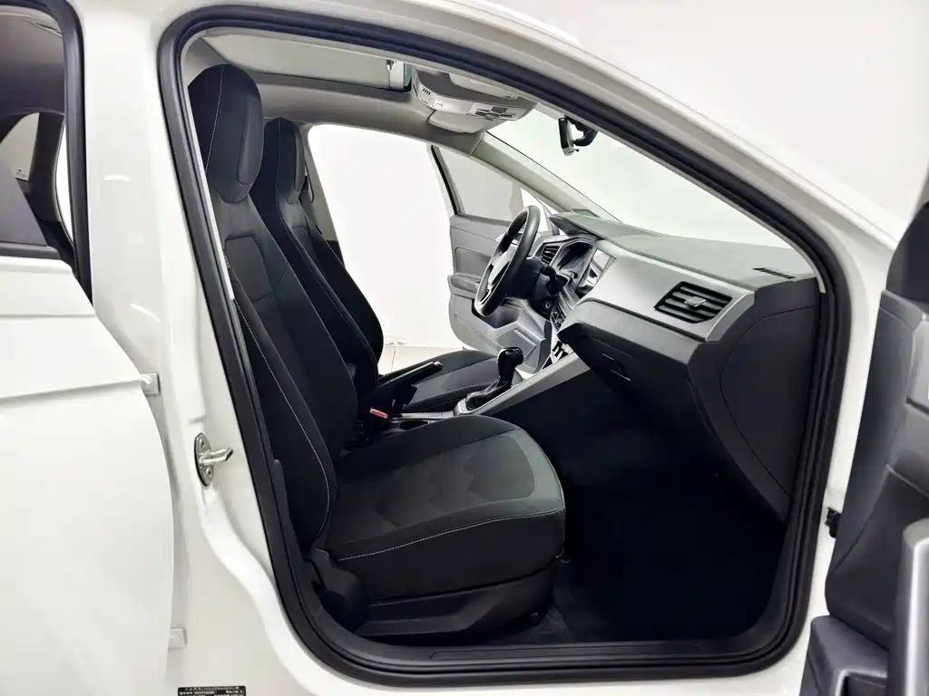 Volkswagen Polo — миниатюра 14