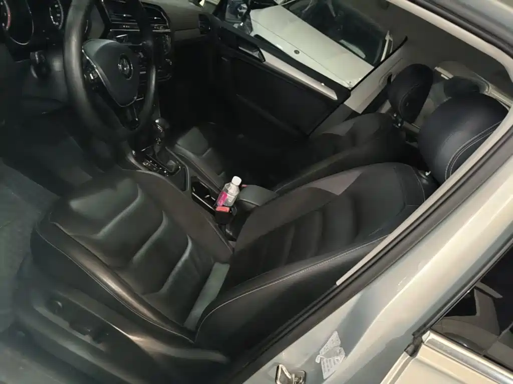 Volkswagen Tiguan L — миниатюра 15