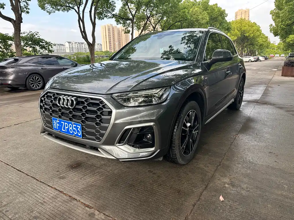Audi Q5L 2024