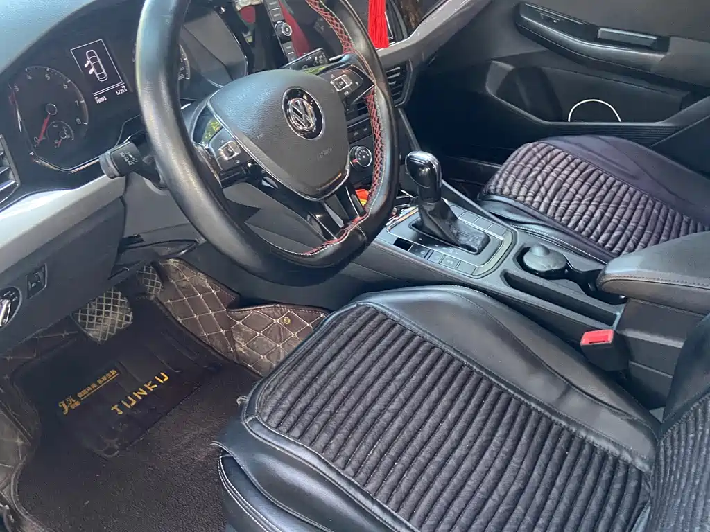 Volkswagen Bora — миниатюра 8