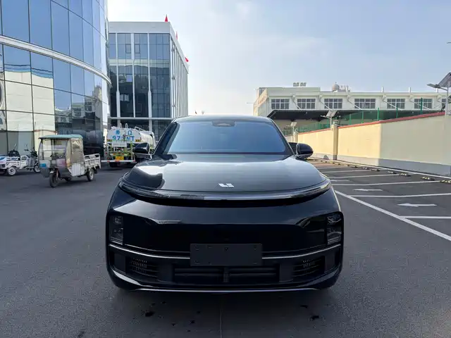 Li Auto IDEAL L8 2024