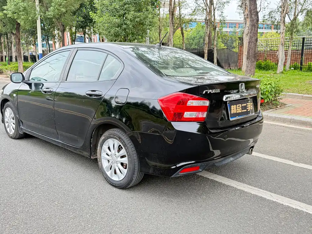 Honda City Classic — миниатюра 5