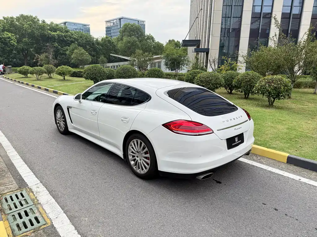 Porsche Panamera 2010 Panamera 3.6L