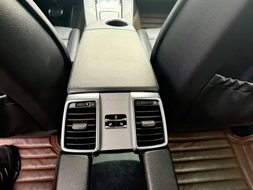 Porsche Panamera 2010 Panamera 3.6L