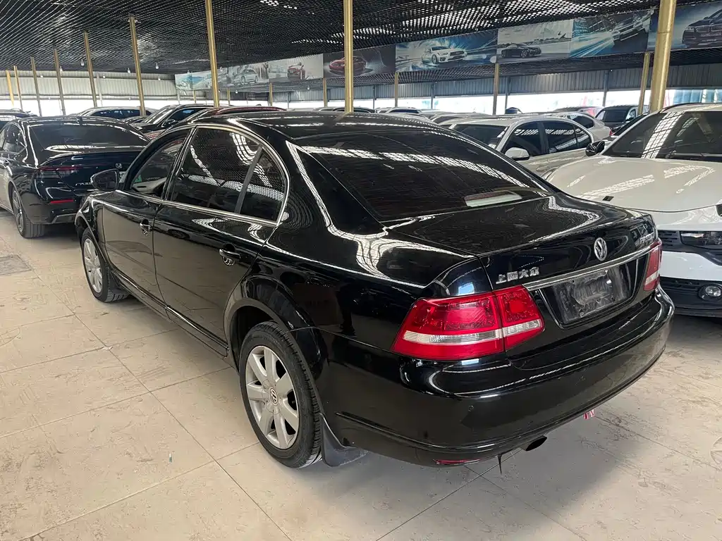 Volkswagen Passat Lingyu — миниатюра 2