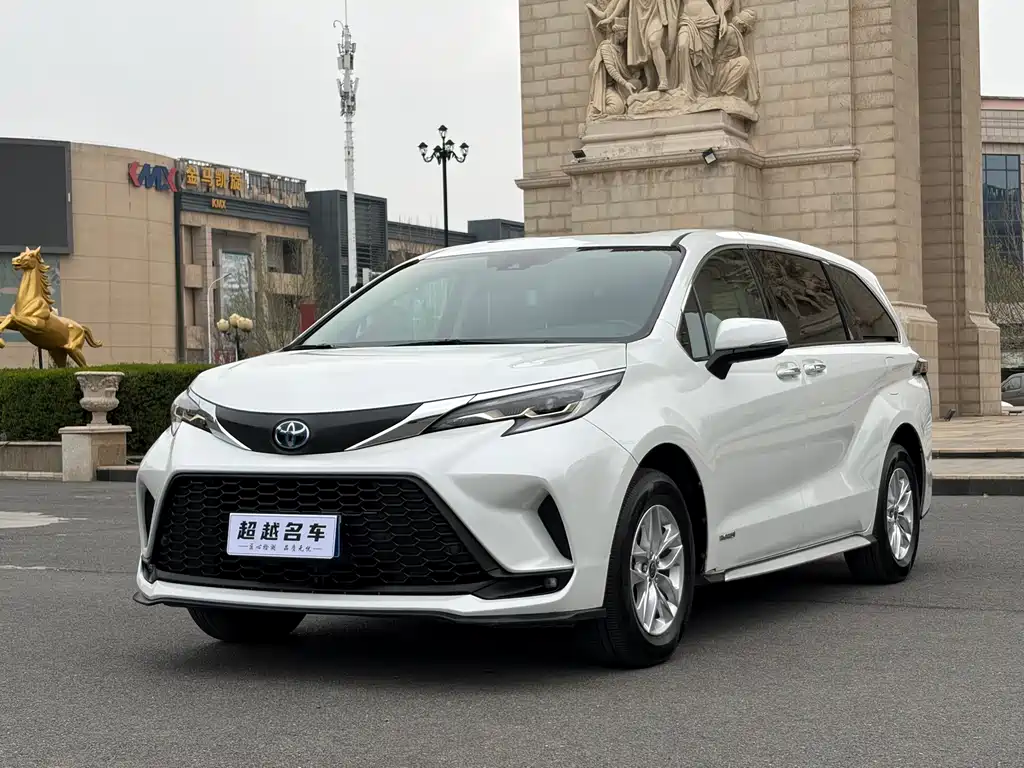 Toyota Granvia 2024