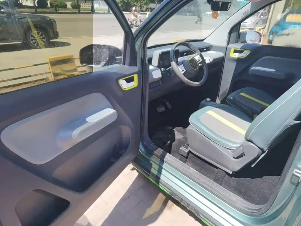 Wuling MINIEV — миниатюра 16