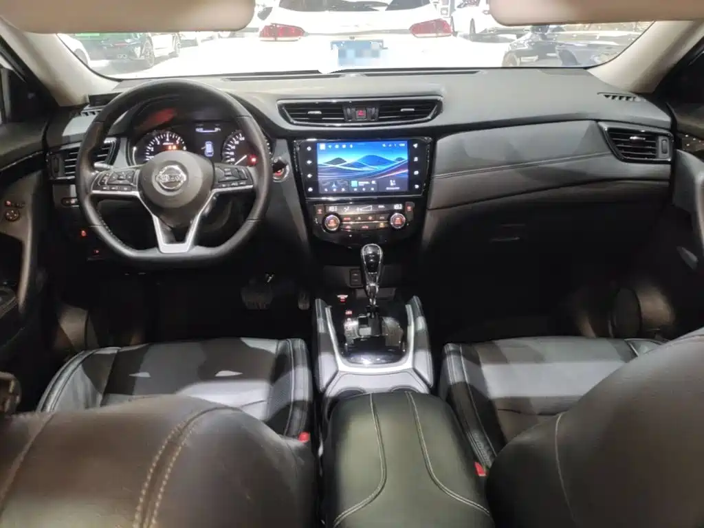 Nissan X-Trail — миниатюра 10