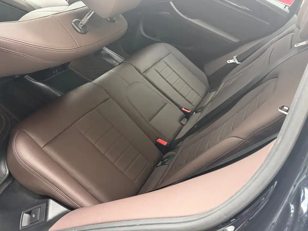 BMW iX3 — миниатюра 9