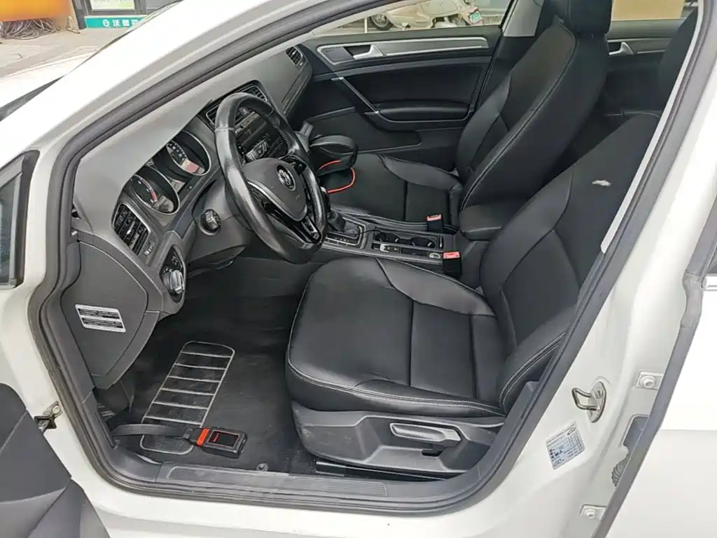 Volkswagen Golf — миниатюра 15