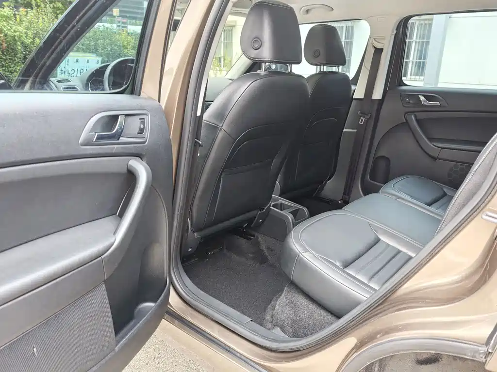 Skoda Yeti — миниатюра 12
