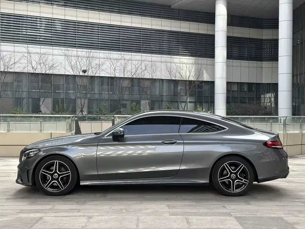 MERCEDES-BENZ C CLASS
