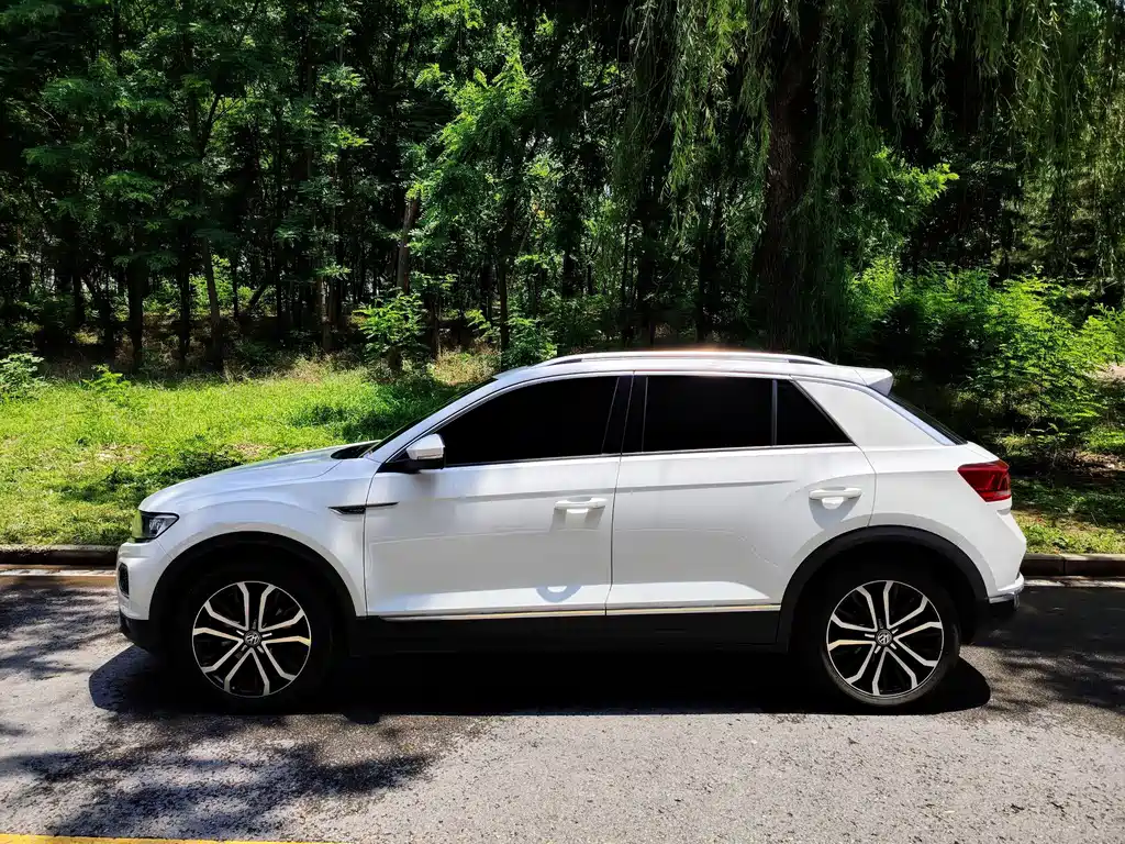 Volkswagen T-Roc — миниатюра 4