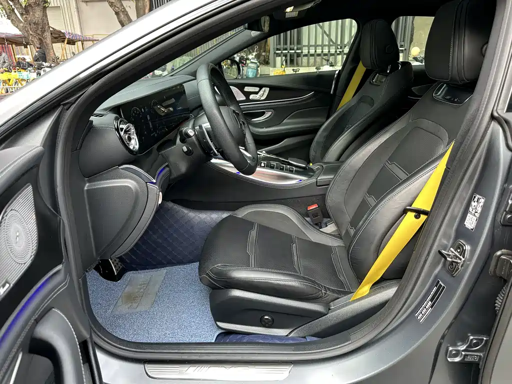 MERCEDES-BENZ AMG GT