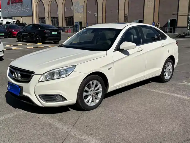 BAIC SHENBAO D50 2017