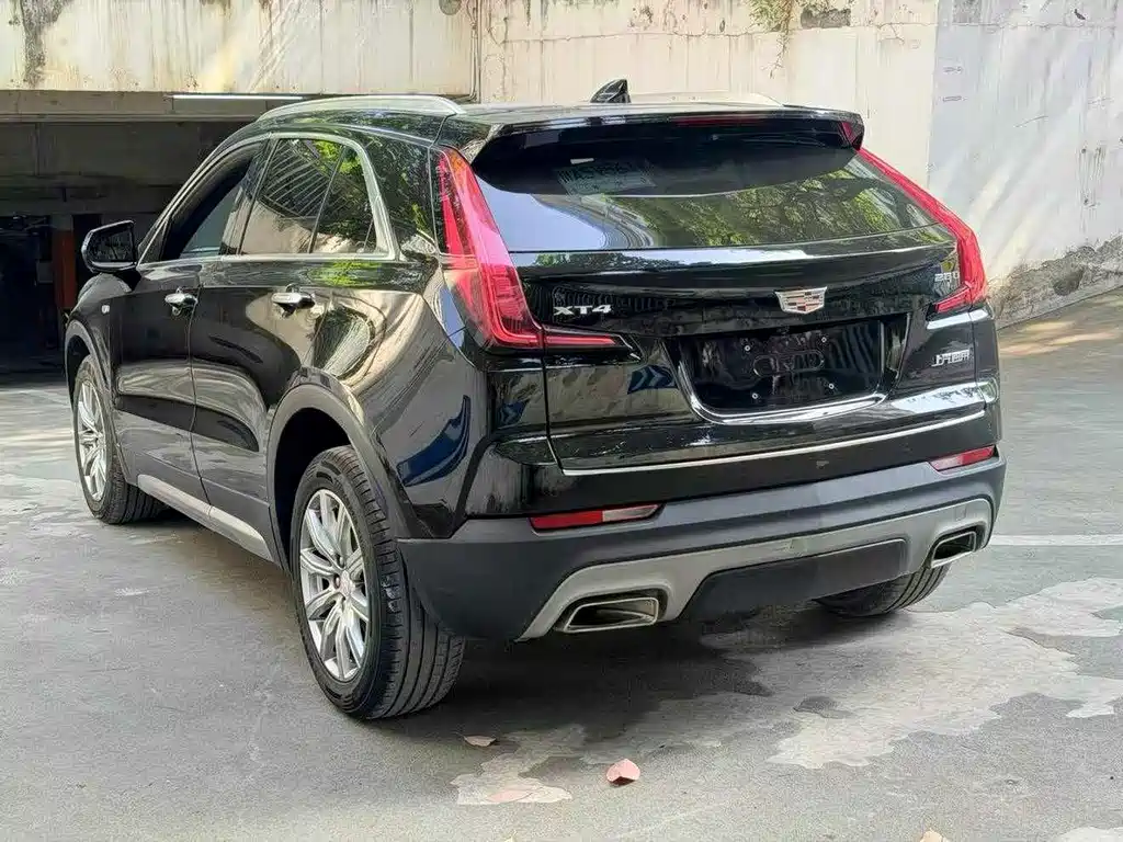 Cadillac XT4 2018 28T Lead