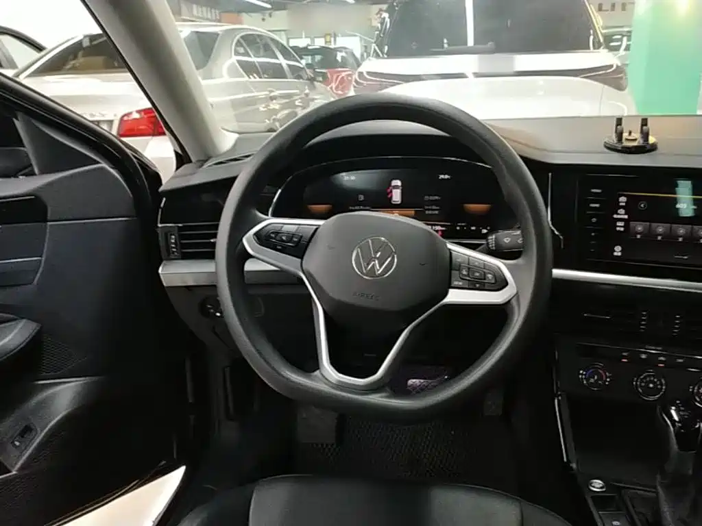 Volkswagen Passat — миниатюра 11