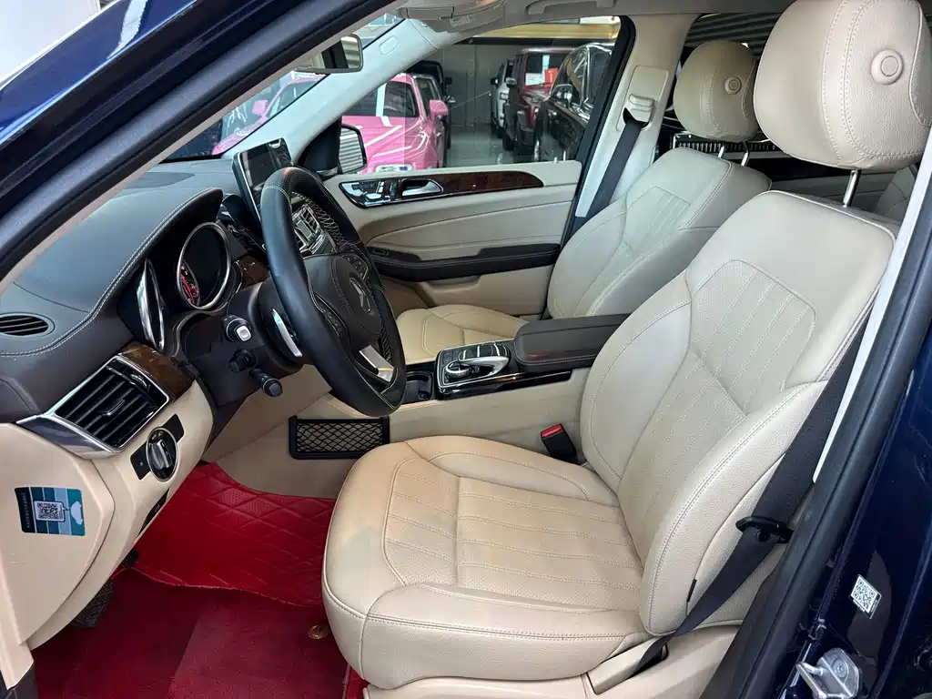 Mercedes-Benz GLS — миниатюра 5