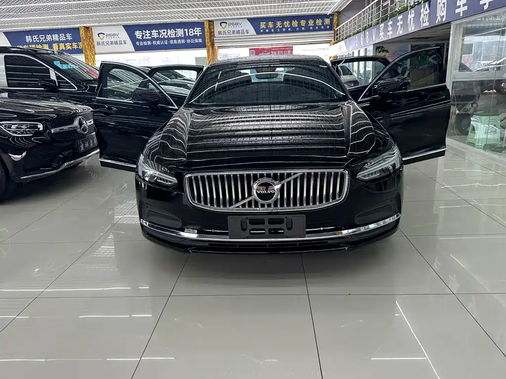 Volvo S90 — миниатюра 8