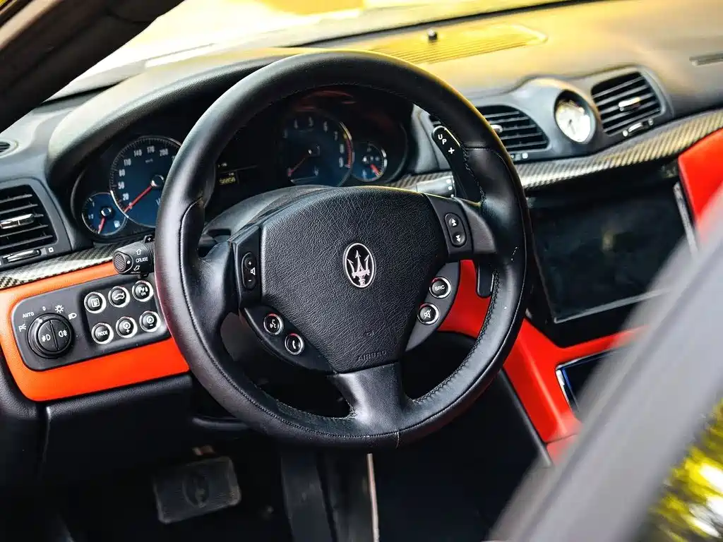Maserati GranTurismo — миниатюра 11
