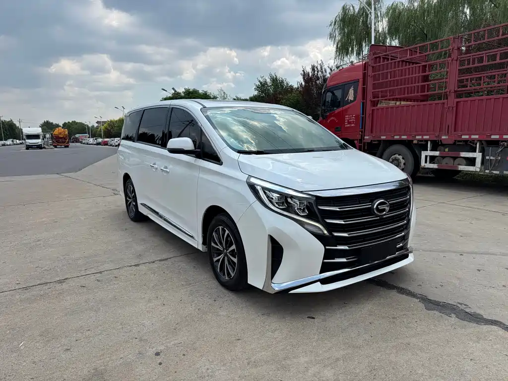 GAC TRUMPCHI M8